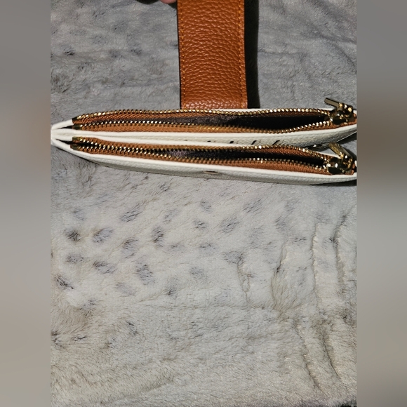 Bostanten Cream and Brown Women's Bifold Card Wallet with RFID Protection - Picture 3 of 10